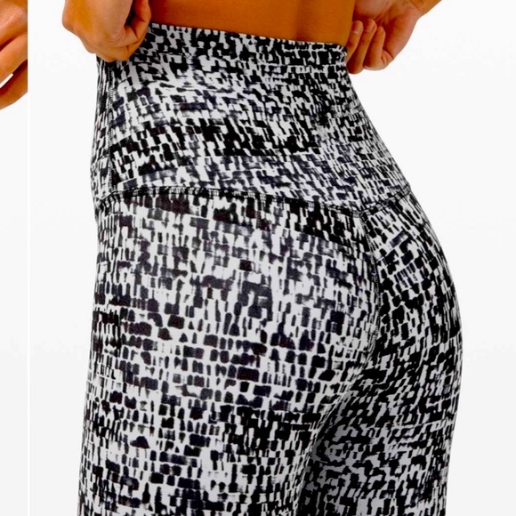 LULULEMON/Align Leggings/Urban Block Ice Grey Black / 2 - Picture 5 of 11